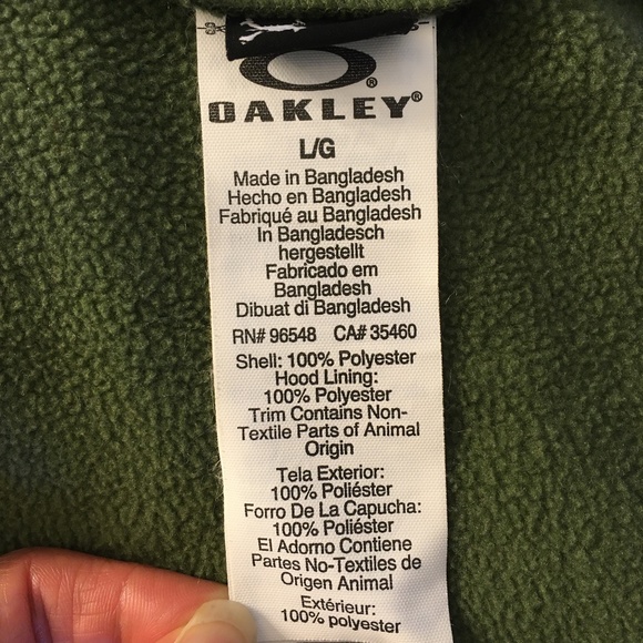 Oakley zipup hooded green jacket, good condition - Picture 9 of 11